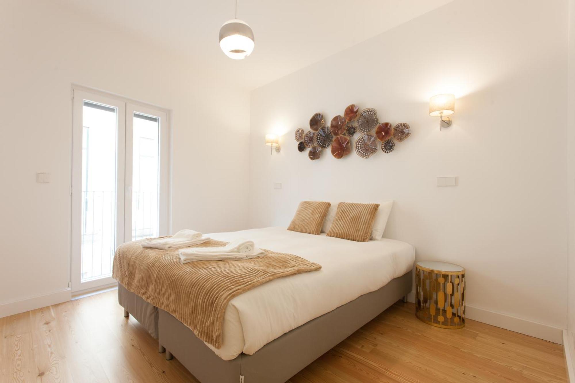 Mouraria Blue Three-Bedroom Apartment W/ Parking - By Lu Holidays Lisboa Eksteriør bilde
