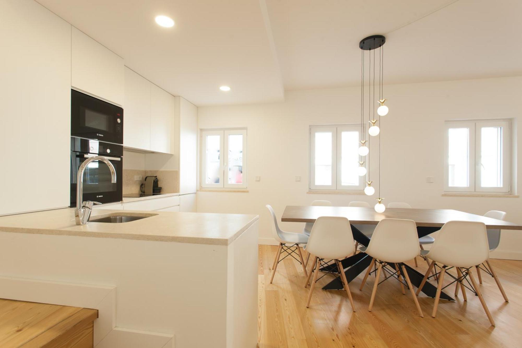 Mouraria Blue Three-Bedroom Apartment W/ Parking - By Lu Holidays Lisboa Eksteriør bilde